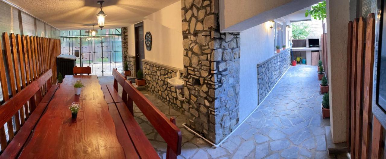 Casa Shiro Hotel Sinaia Exterior photo